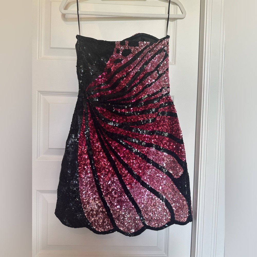 Retrofete butterfly sequin dress - Picture 4 of 5